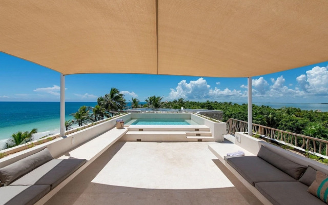 Anana Casa Kaab Kaan Rooftop Pool Beachfront