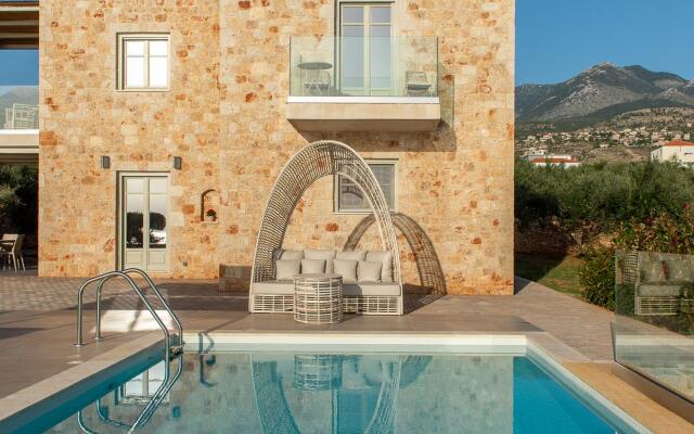 Villa IΙI with Private Pool