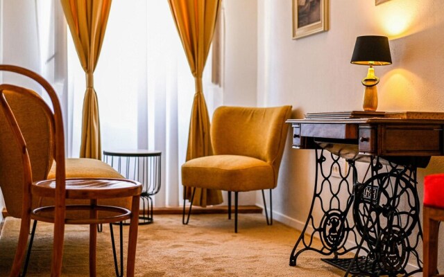 Stunning Home in Seget Donji With Wifi and 1 Bedrooms