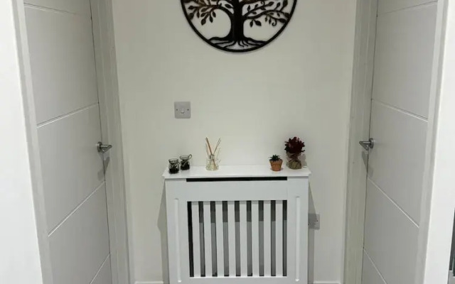1 Bed-sleeps 4-town Centre-10 min to Ascot- Pets