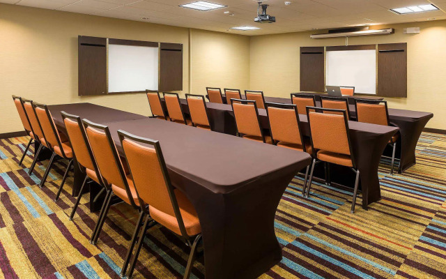 Fairfield Inn & Suites Dallas Park Central
