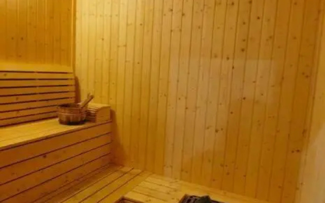 1601 SKS MidValley Terminal bus NetflixWifi By STAY