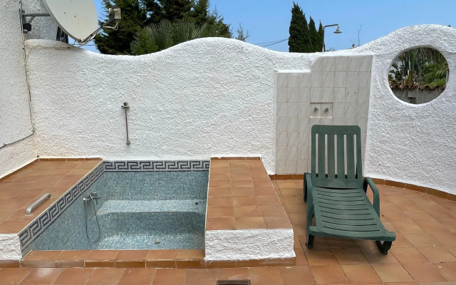 Authentic holiday home in Denia with bubble bath