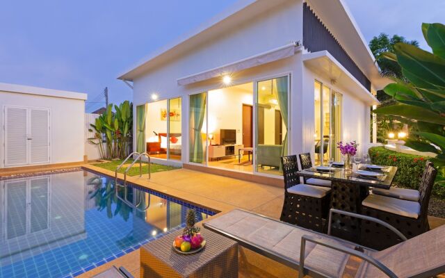 Tropical Stay at 2BR Pool Villa Greens 8