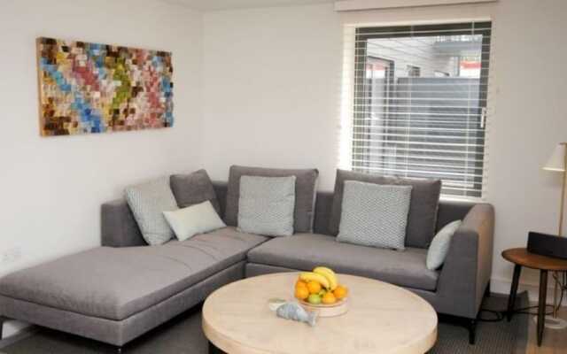 2 The Salterns, Chichester