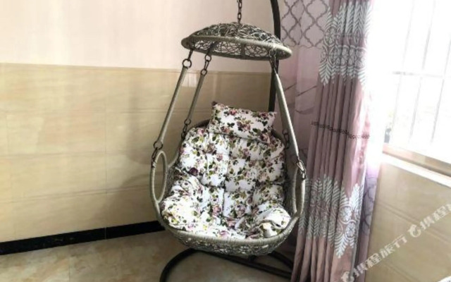 Qujing Aishang Hotel
