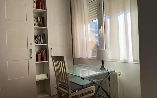 Apartment with 3 Bedrooms in València, with Wifi - 4 Km From the Beach