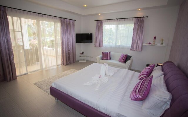 Blissful Tropical Stay at SeaLaVie Villa