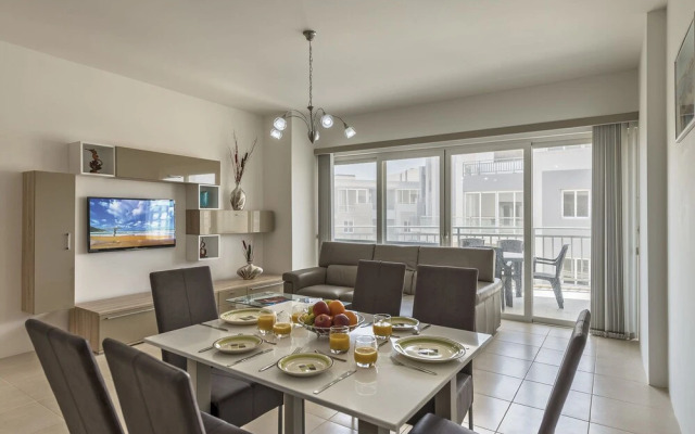 The Hillock North E3