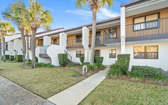 Edgewater Beach & Golf Resort by Panhandle Getaways