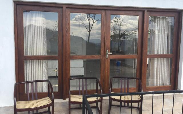 The View at Glenloch - Home Stay