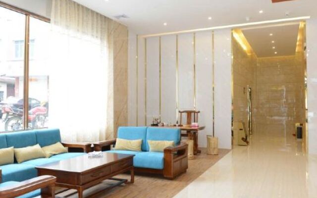 Huabo Convenience Hotel