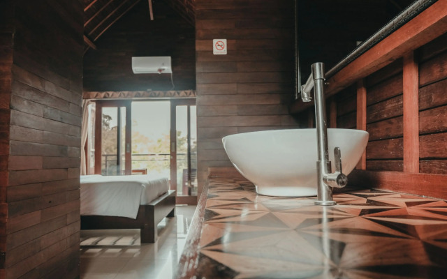 Sekar Arum Riverside Resort in Canggu