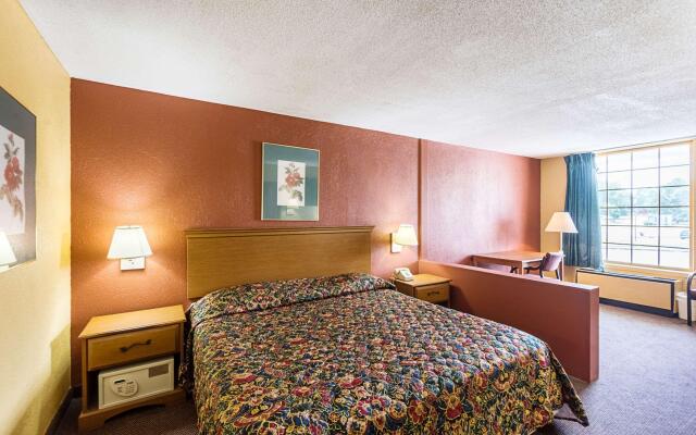 Rodeway Inn & Suites