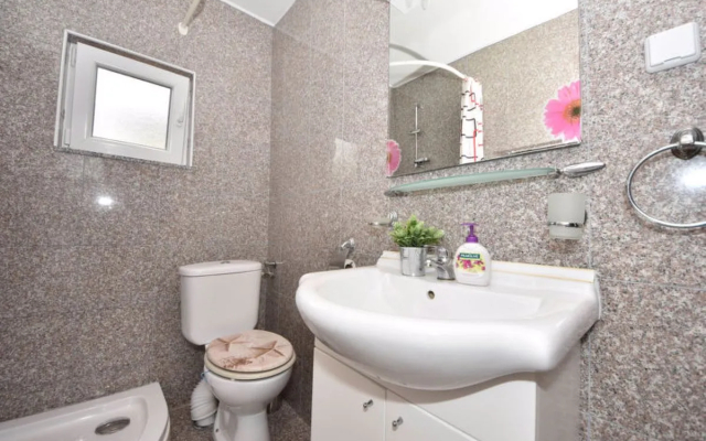 Apartment Jelena Karlobag