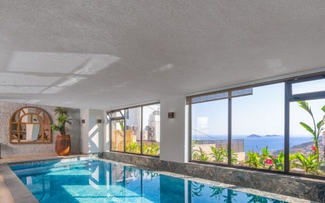 Villa Supernova