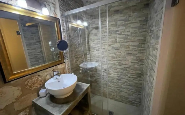 Christie's Luxury Suites
