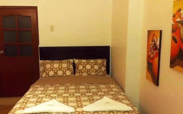 Huayruro Guest House