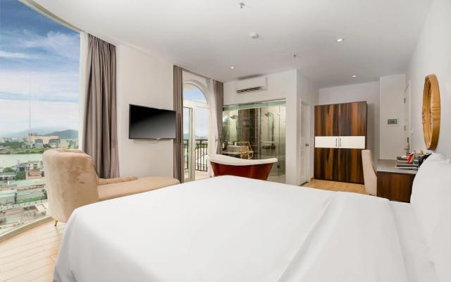 RHM Luxury Hotel And Suite – Guest Rooms – Da Nang