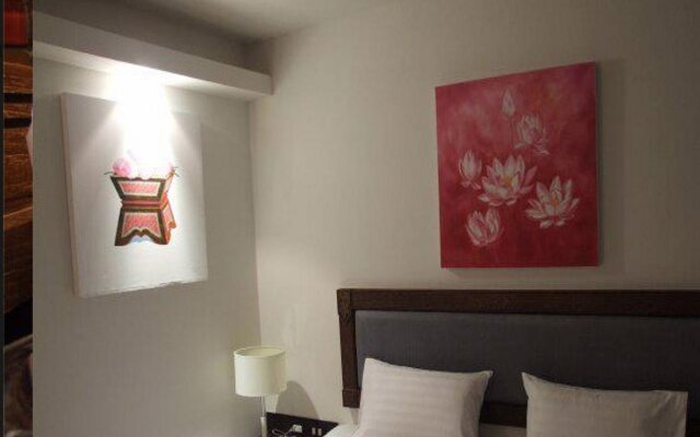 Sunee Grand Hotel and Convention Center