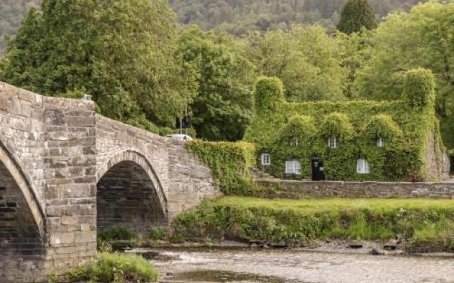 Nant Cottage