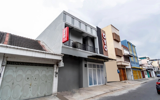 Super OYO 2345 HOMESTAY JAYA