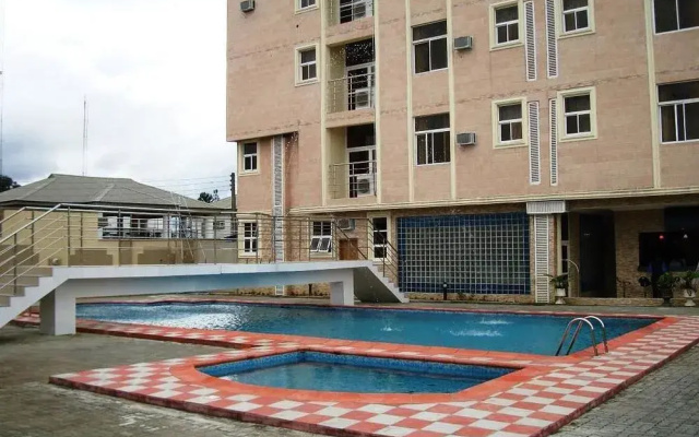 Kayriott Hotel & Suites