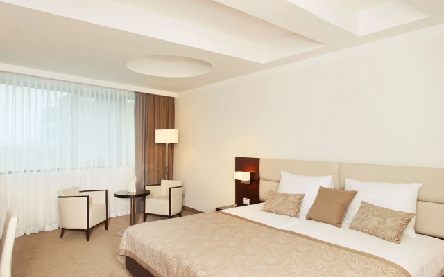 Hotel Aristos