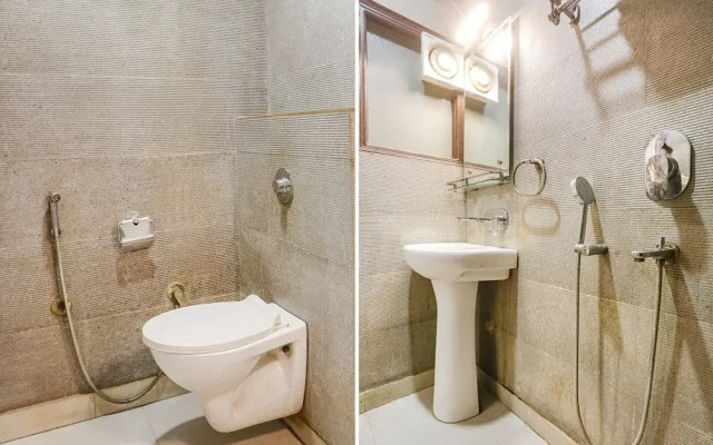 Fabhotel Gold Inn
