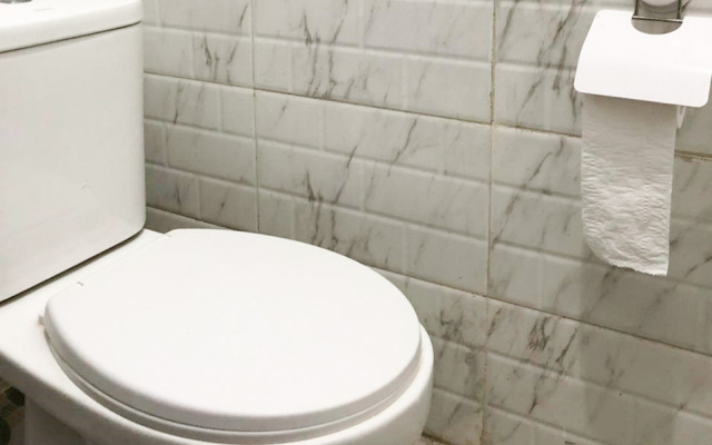 Yellow House Syariah RedPartner near MERR Rungkut Surabaya