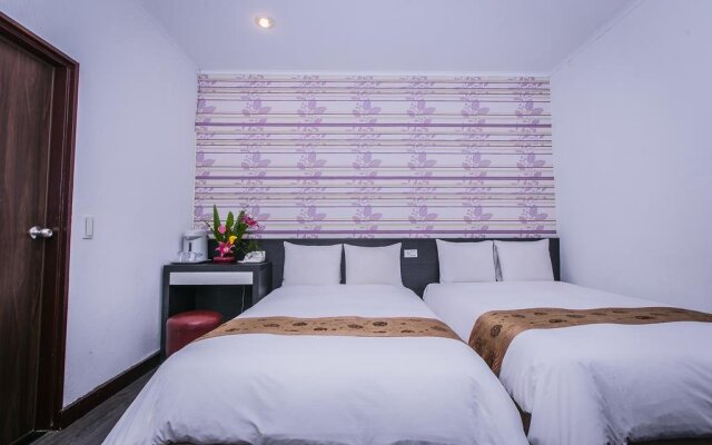 Hotel Queen