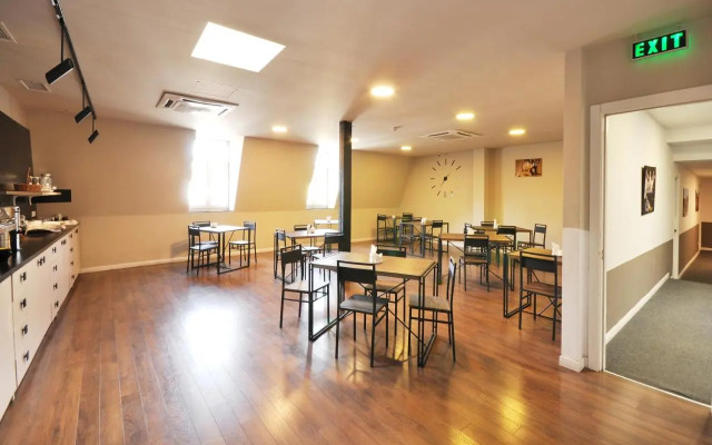 kandoo tbilisi central hostel