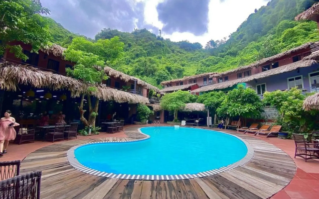 Catba Oasis Bungalows