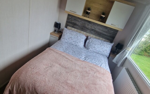 8 Birth Static Caravan