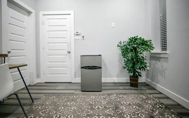 Montrose Guesthouse Suites