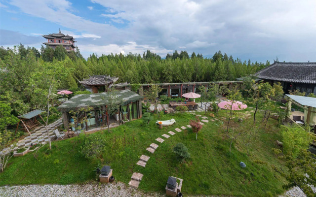 Blossom Hill Inn Lijiang Skyland