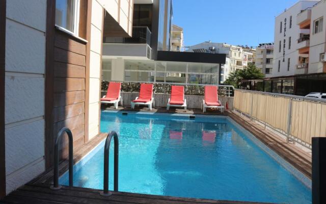 Corner Boutique Hotel