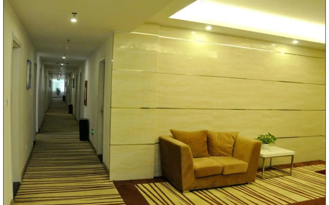 Mellow Orange Hotel
