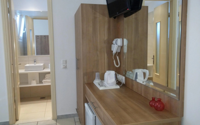 Brothers Hotel