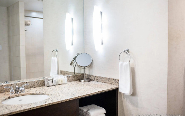 The Lord Nelson Hotel & Suites