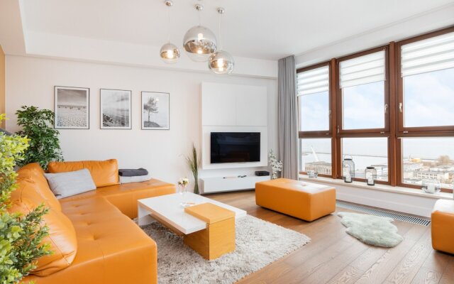 Apartment Sea Towers Gdynia by Renters