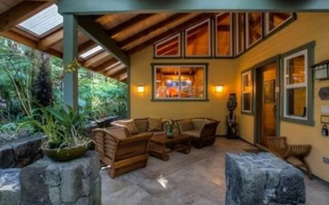 Volcano Mist Cottage