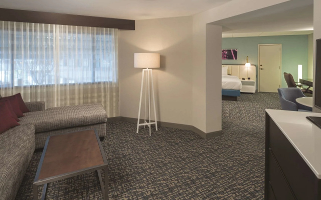 DoubleTree by Hilton Hotel Austin Northwest Arboretum