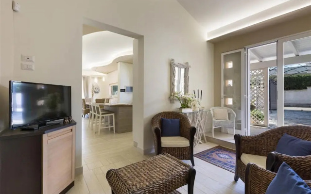 1059 Villa Ariel in Torre Lapillo