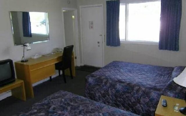 Trans Canada Motel & Restaurant