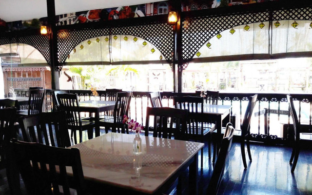Shah's Beach Resort