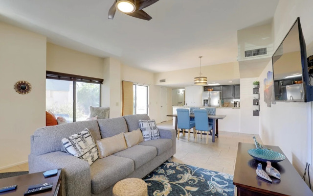 Sunny Tucson Townhome w/ Patio & Mountain Views!
