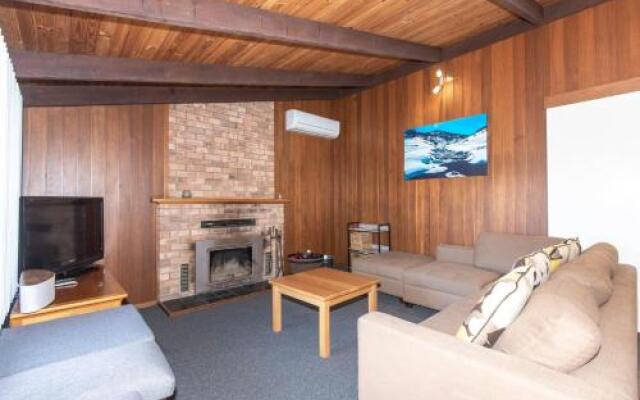 The Lakefront 69 Townsend Street