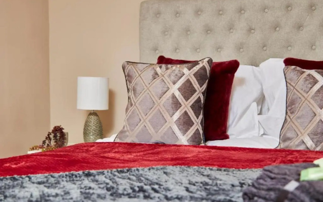 The Exquisite Harrogate Abode - Sleeps 6