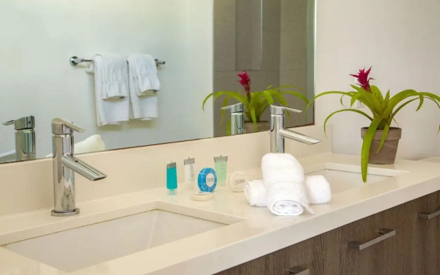 Bay Breeze Premium Apartments By Eskape Collection